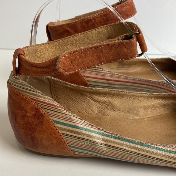 Miz Mooz Kazu Flats Brown Leather Pinstripe Accent Shoes Ankle Straps 7 Comfort - Picture 3 of 16